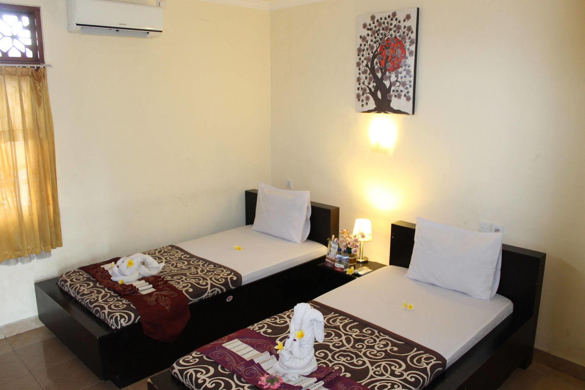 קוטה לומבוק Vaccinated Staff - Oyo 3523 Gong Corner Homestay מראה חיצוני תמונה