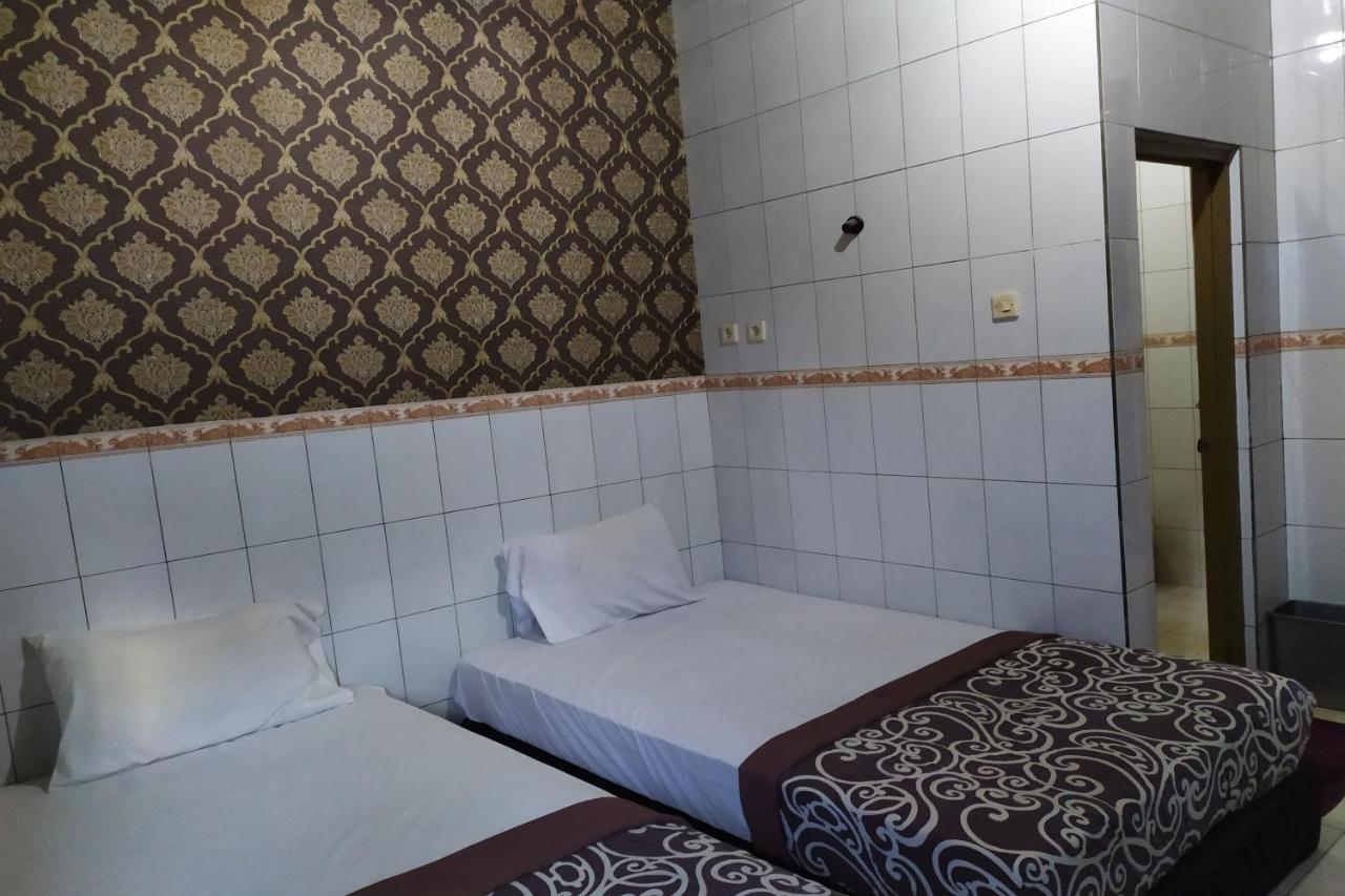 קוטה לומבוק Vaccinated Staff - Oyo 3523 Gong Corner Homestay מראה חיצוני תמונה