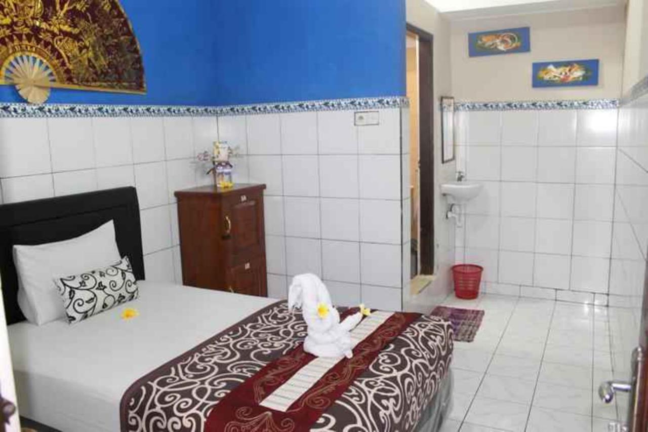 קוטה לומבוק Vaccinated Staff - Oyo 3523 Gong Corner Homestay מראה חיצוני תמונה